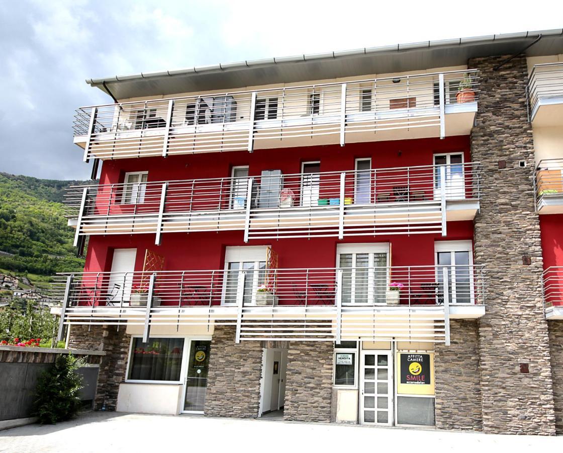 Smile Accomodation Hotel Sarre Exterior foto